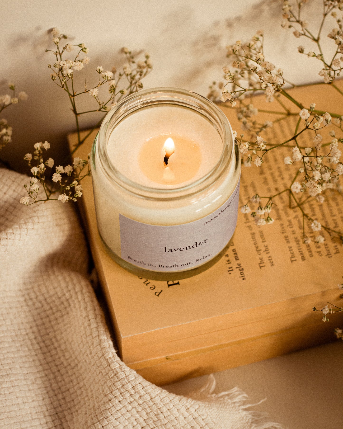 Lavender Aromakerze - natürliche Duftkerze